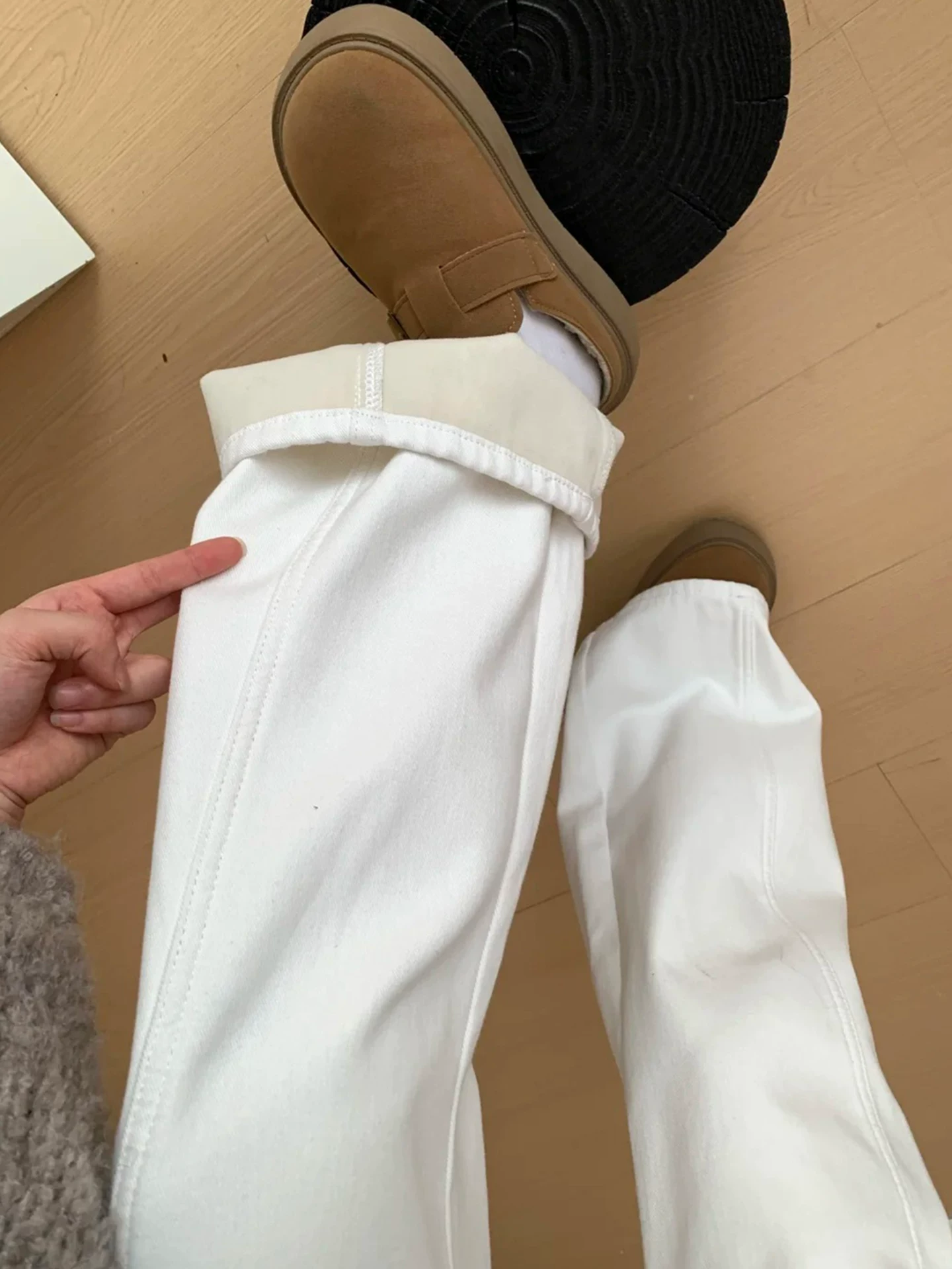 Quần jean nữ ống rộng màu trắng, lót lông cừu mùa đông, dày dặn, size lớn, cạp cao, dáng rộng, mềm mại, tôn dáng, quần ống rộng.