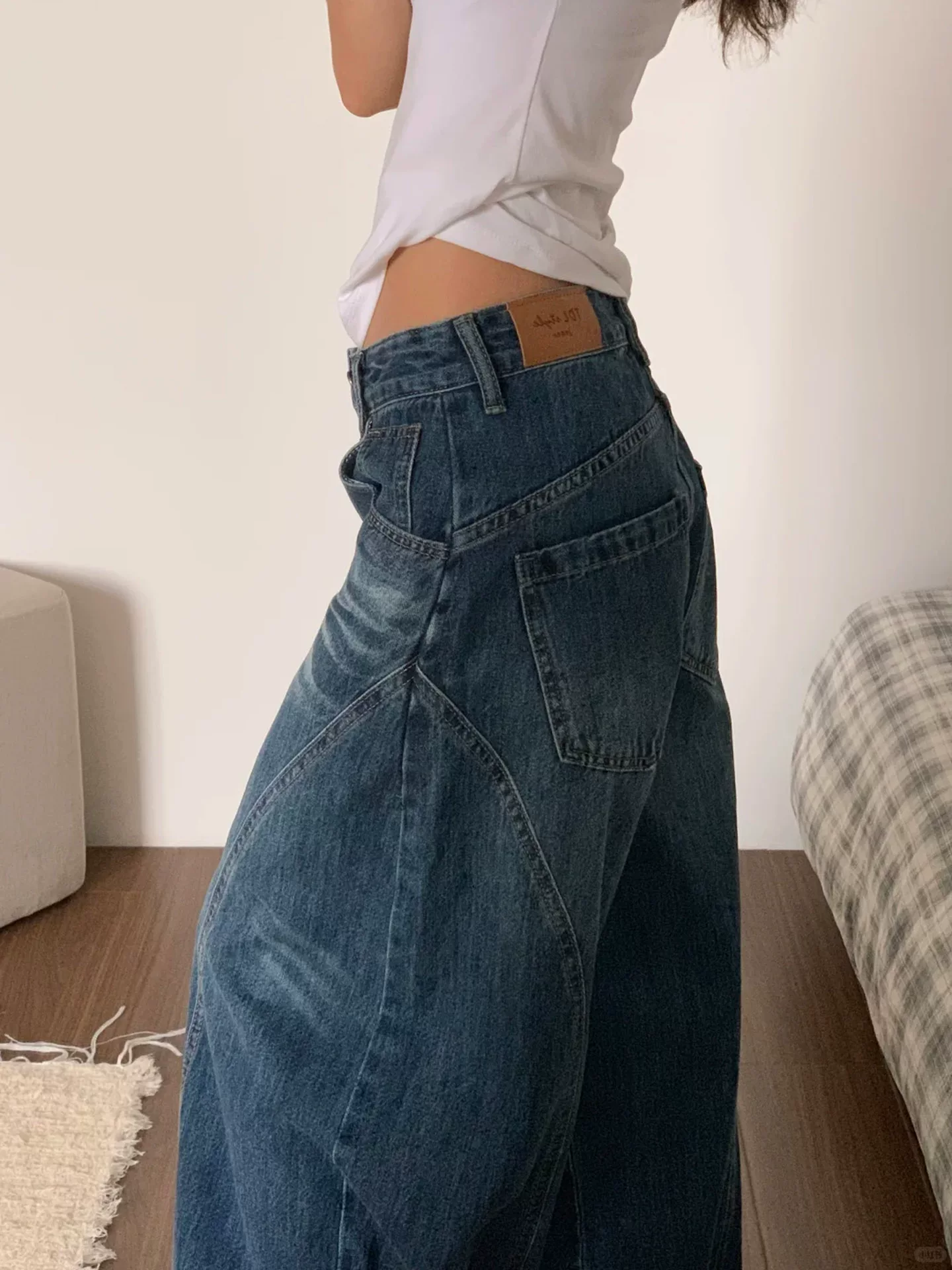 Quần jean ống rộng kiểu Mỹ cổ điển dành cho nữ, phong cách mùa hè mới, cỡ lớn, lưng cao, dáng rộng, thon gọn, dáng quả lê, quần hình lưỡi kiếm.