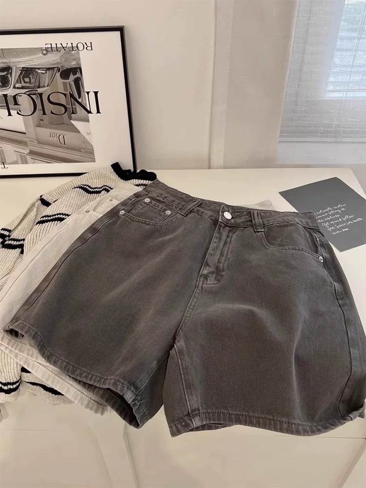 Quần short denim màu xám đậm dành cho nữ, cỡ lớn mùa hè, lưng cao, dáng rộng, tôn dáng, quần ống rộng chữ A dành cho người có thân hình quả lê.