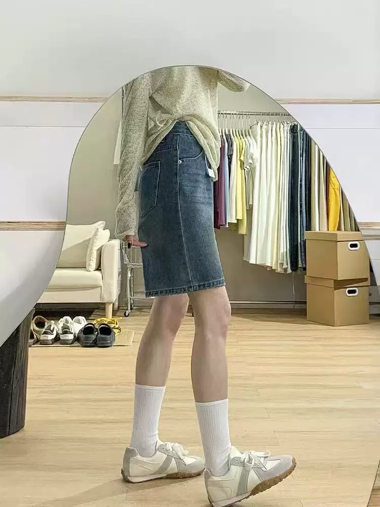 Quần short denim ống rộng màu xanh cổ điển dành cho nữ, cỡ lớn mùa hè, lưng cao, dáng rộng, thon gọn, dáng quả lê, quần short dài vừa phải.