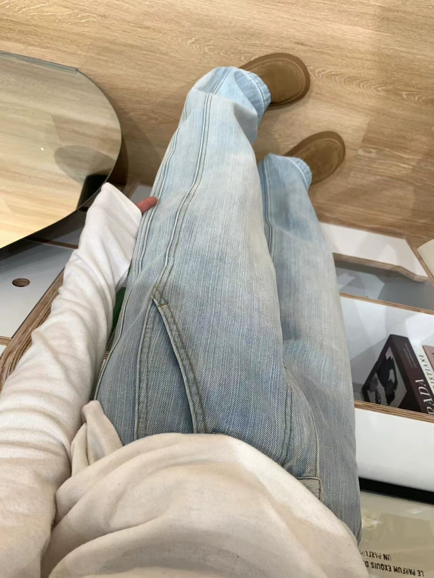 Quần jean ống thẳng màu xanh nhạt dành cho nữ, mùa thu đông, cỡ lớn, lưng cao, dáng rộng, dáng thon gọn, lót lông cừu, dày dặn, ống rộng, quần dài đến sàn.