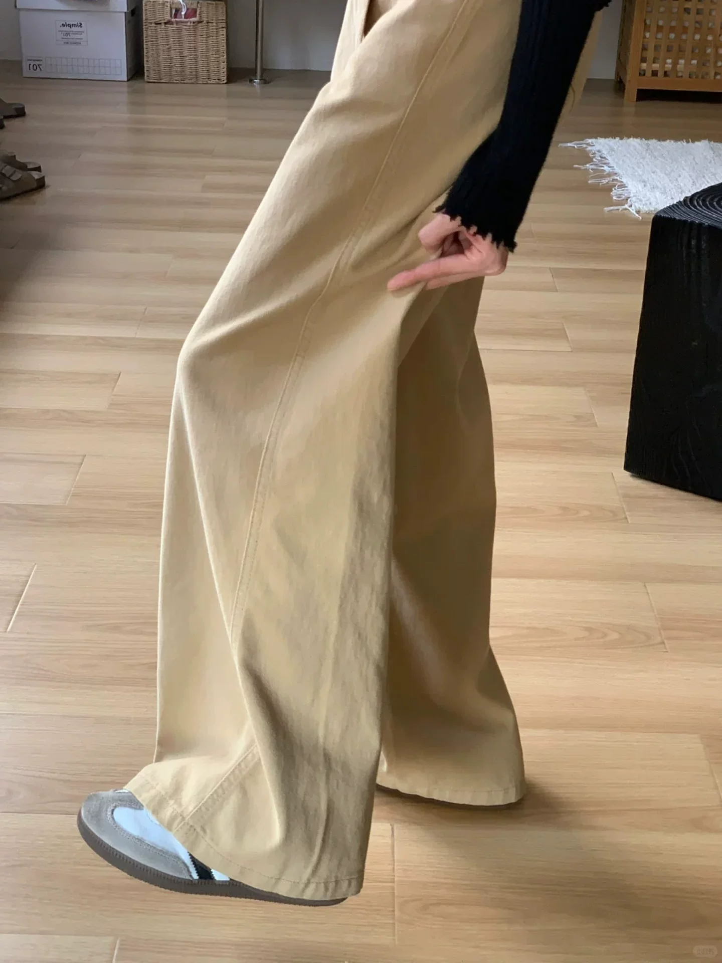 Quần jean ống rộng màu kaki cổ điển của Mỹ dành cho nữ, đầu mùa thu, cỡ lớn, lưng cao, dáng rộng, mềm mại, quần ống thẳng thông thường