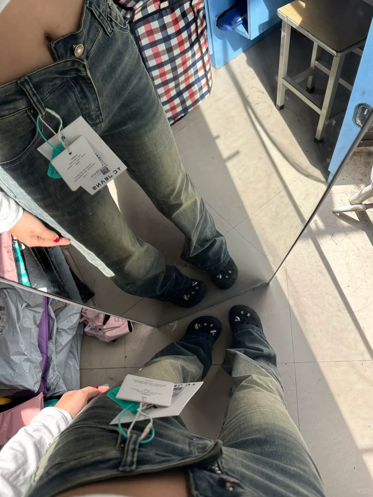 Quần jean xanh vintage dáng loe dành cho nữ, đầu thu, size lớn, cạp cao, co giãn, che hông, tôn dáng, dành cho người có thân hình quả lê, quần ống loe