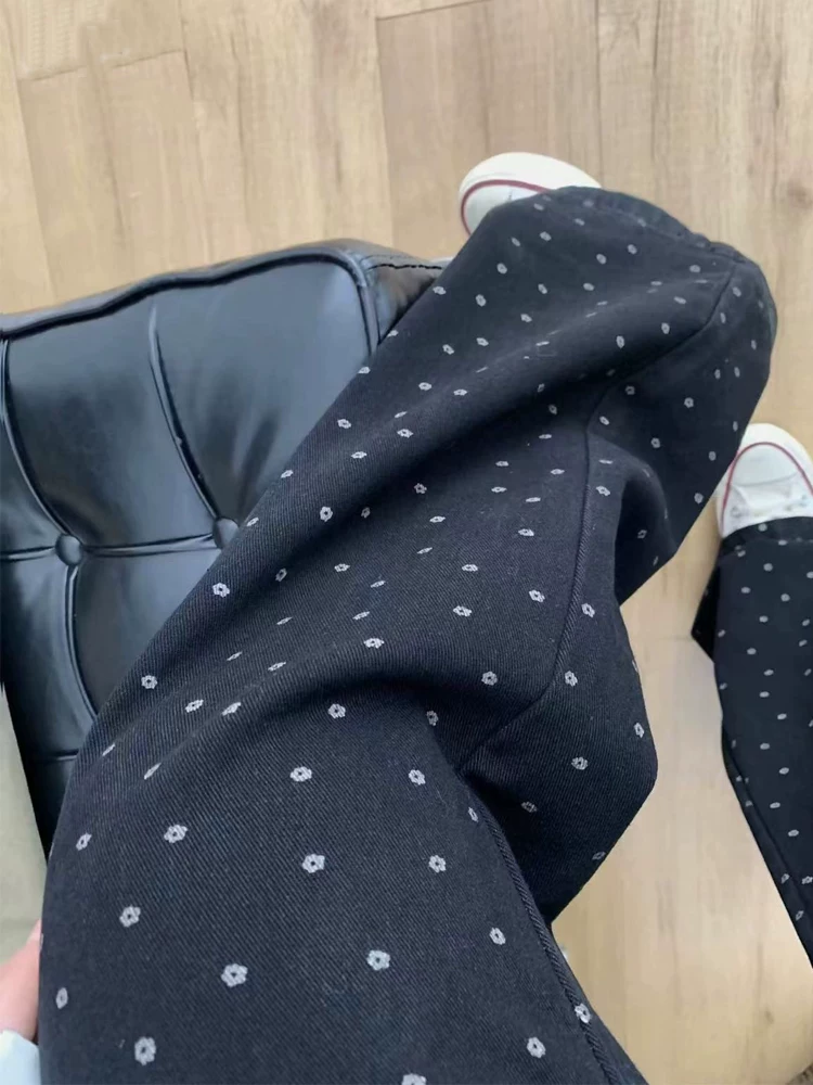 Quần jean ống đứng chấm bi hoa màu đen dành cho nữ, cỡ lớn, lưng cao, dáng rộng, che hông, giảm béo, quần ống rộng