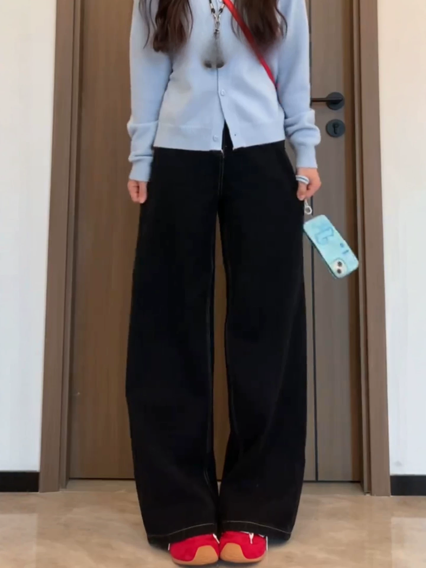 Quần jean đen ống thẳng cho nữ, mùa thu đông, lót lông cừu, dày, cỡ lớn, lưng cao, dáng rộng, giảm béo, ống rộng, quần dài đến sàn