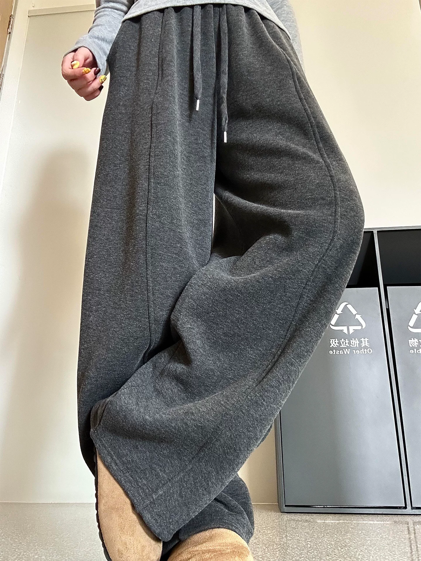 Quần âu len màu xám dành cho nữ, lót lông cừu mùa đông, dày, cỡ lớn, lưng cao, dáng rộng, mềm mại, tôn dáng, quần ống rộng lười biếng.