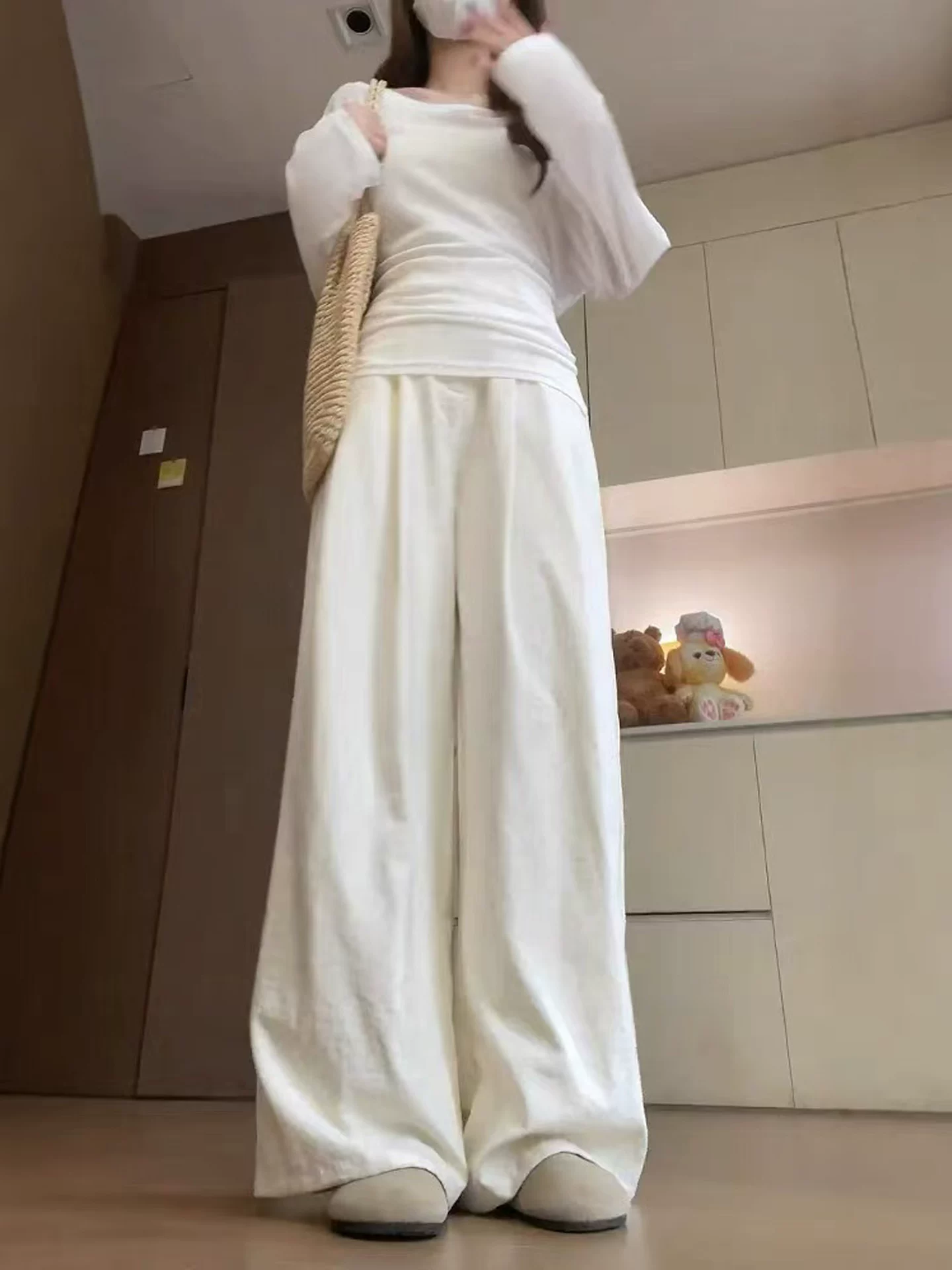 Quần âu trắng nữ mùa hè 2025, size lớn, cạp cao, dáng rộng, chất liệu mềm mại, tôn dáng, ống rộng