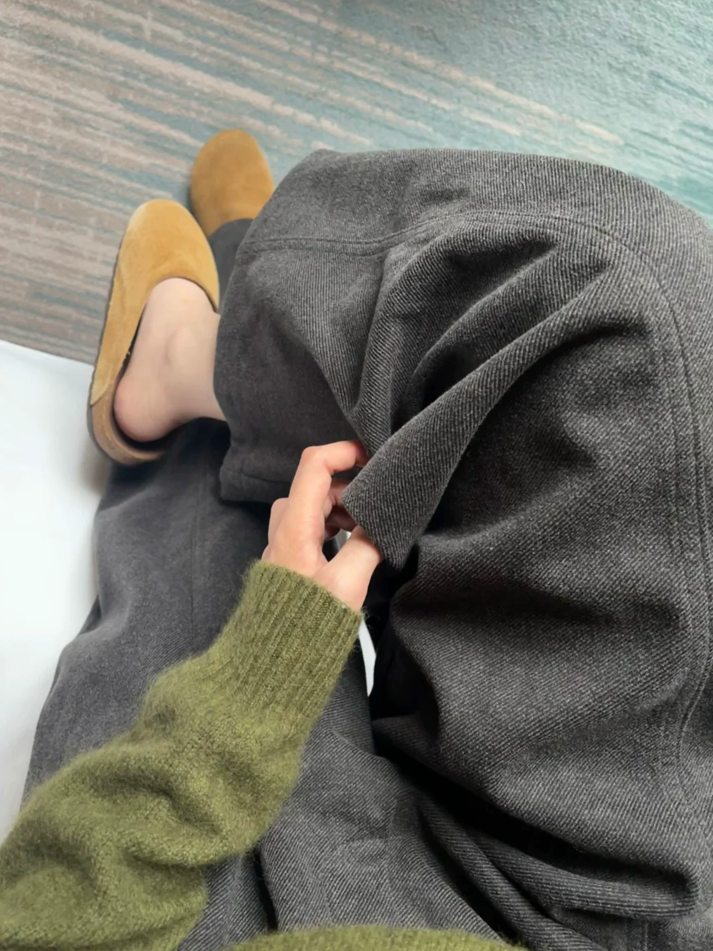 Quần ống rộng len lưng cao lười biếng dành cho nữ, mùa thu đông, cỡ lớn, màu xám đậm, lưng cao, giảm béo, che hông, quần thường ngày lót lông cừu