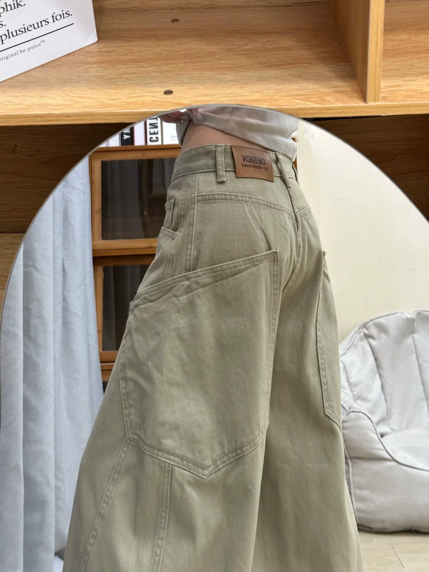 Quần jean kiểu Mỹ cổ điển màu kaki dành cho nữ, mùa thu 2025, size lớn, cạp cao, dáng rộng, tôn dáng, quần ống rộng