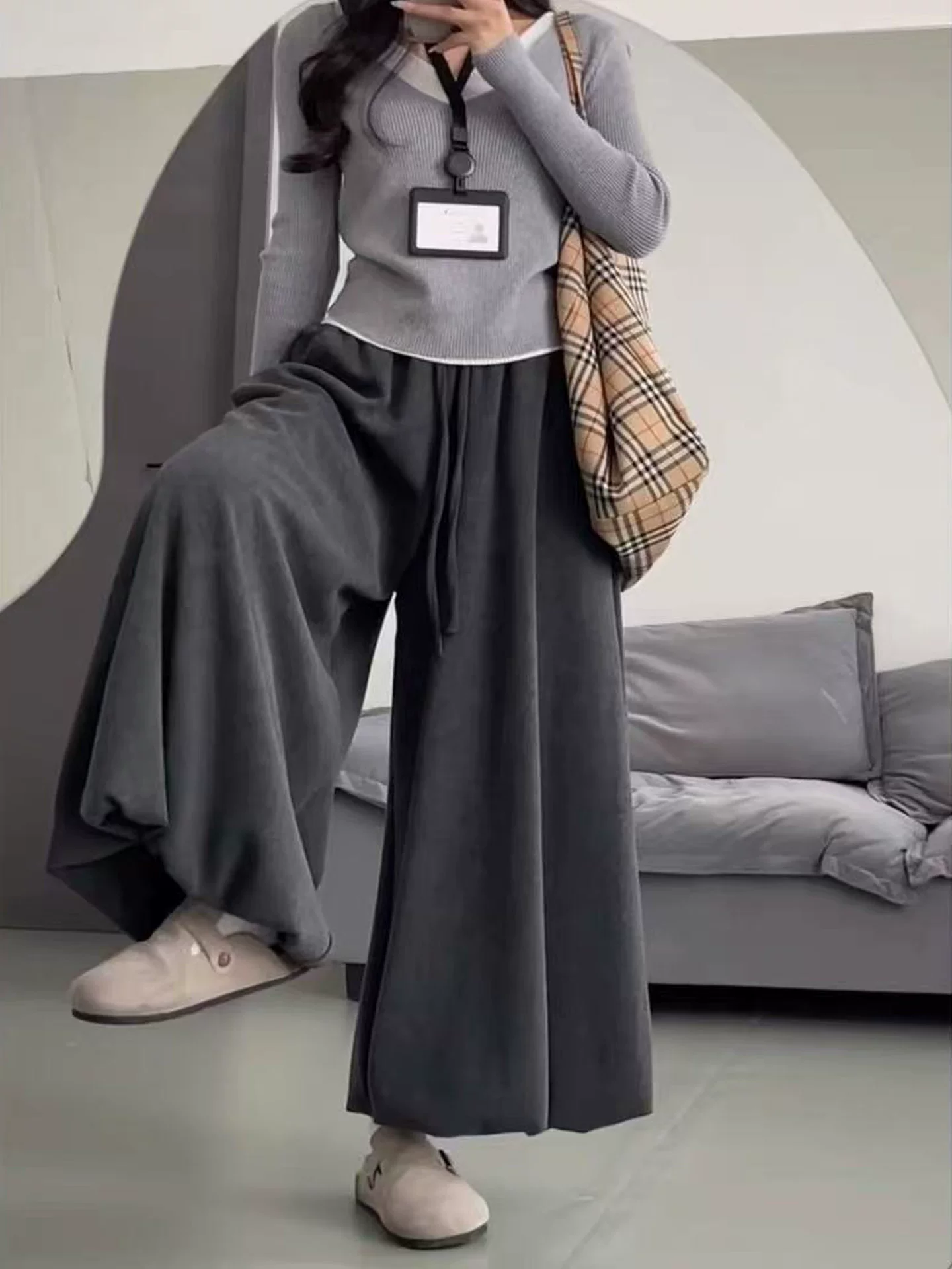 Quần hoa màu xám đậm dành cho nữ, phong cách mùa thu mới, cỡ lớn, lưng cao, thon gọn, nhỏ nhắn, giản dị, quần ống rộng.