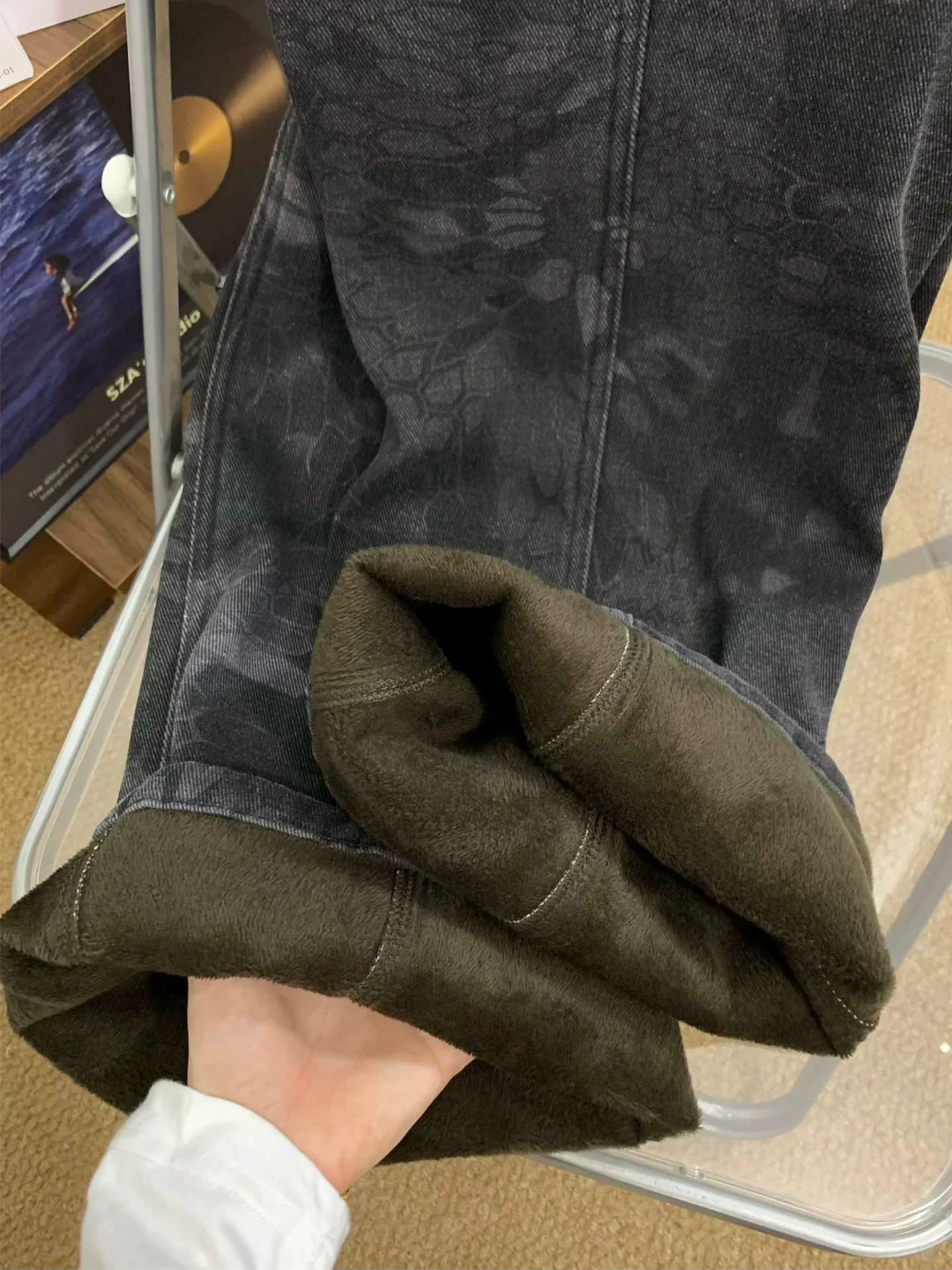 Quần jean dày có lót lông cừu cổ điển dành cho nữ, mùa thu đông, cỡ lớn, quần ống rộng, quần ống rộng, quần ống đứng cạp cao thon gọn.