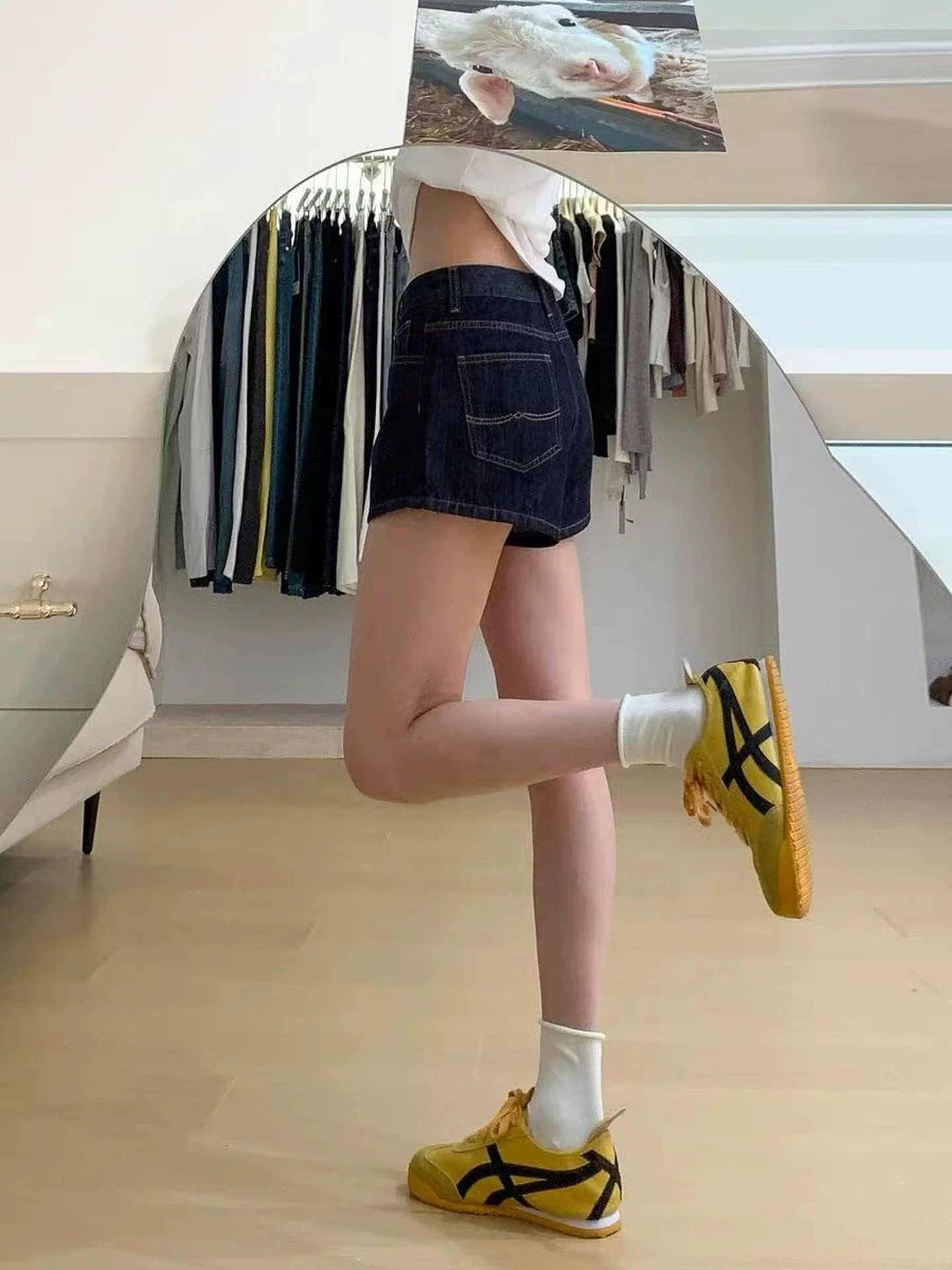Quần short denim ống rộng màu xanh đậm dành cho nữ, cỡ lớn mùa hè, lưng cao, thon gọn, dáng quả lê, quần ống đứng chữ A.