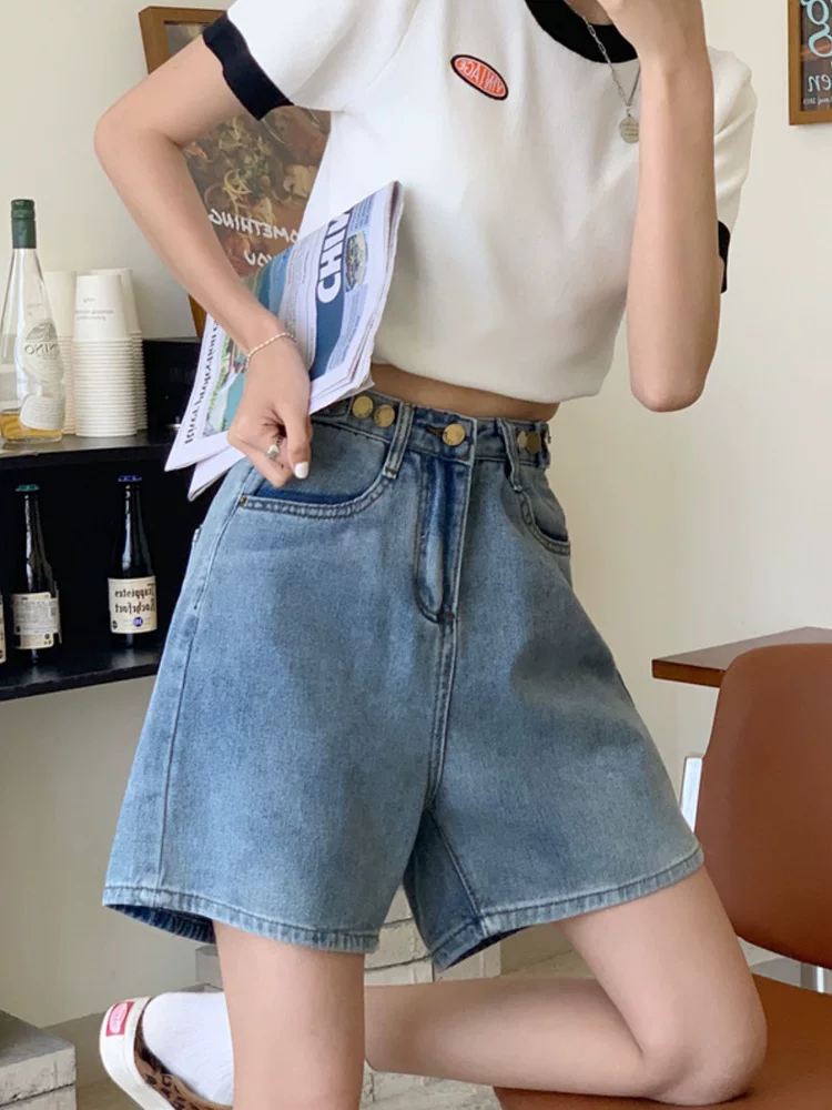 Quần short denim cỡ lớn mùa hè kiểu Hồng Kông dành cho nữ, cạp cao, dáng rộng, thon gọn, đa năng, ống rộng, ống thẳng, dài đến đầu gối.
