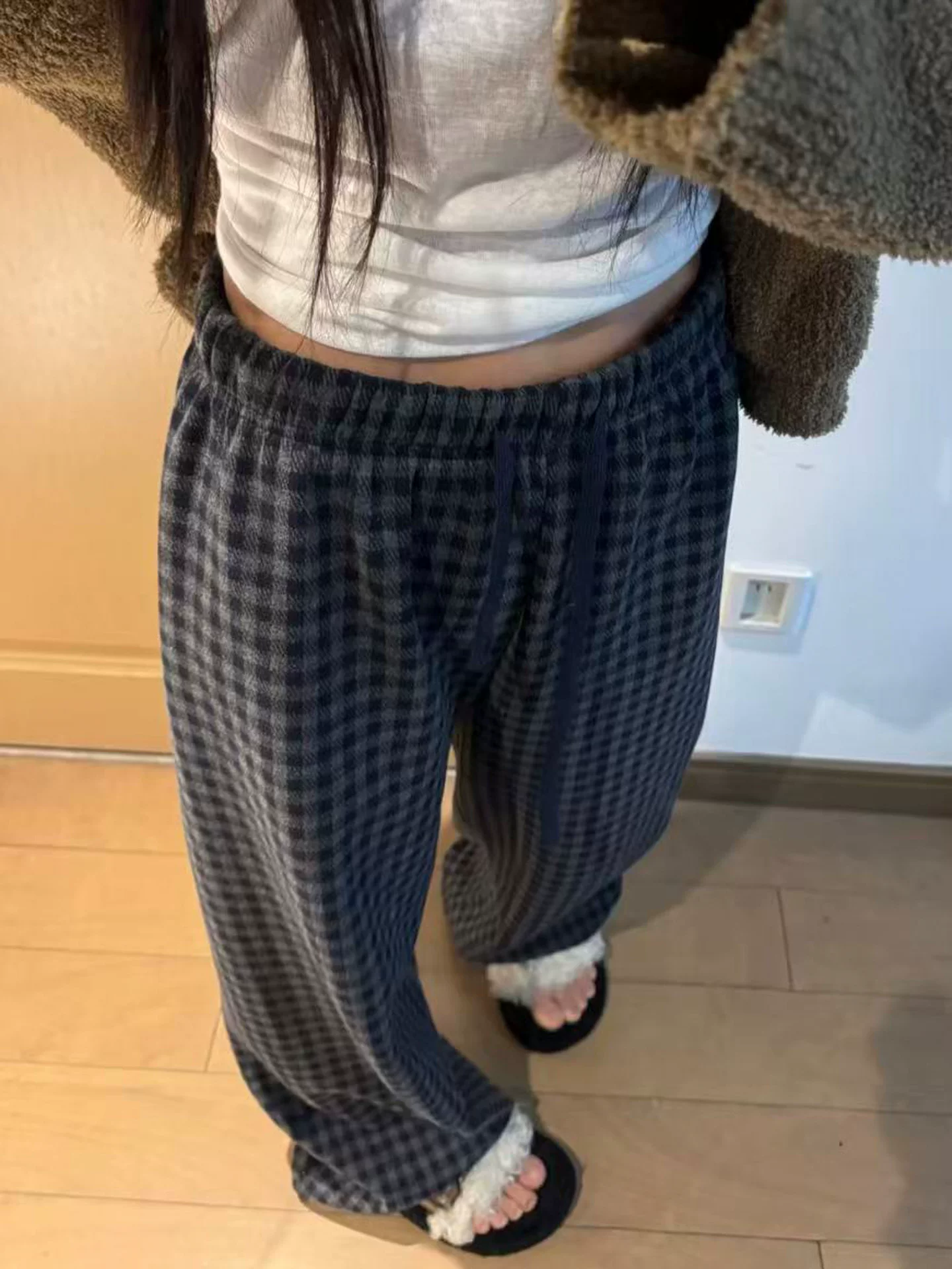 Quần kẻ sọc len lười biếng kiểu cổ điển dành cho nữ vào mùa thu đông, cỡ lớn, eo cao, dáng rộng, tạo cảm giác thon gọn, quần ống rộng thẳng