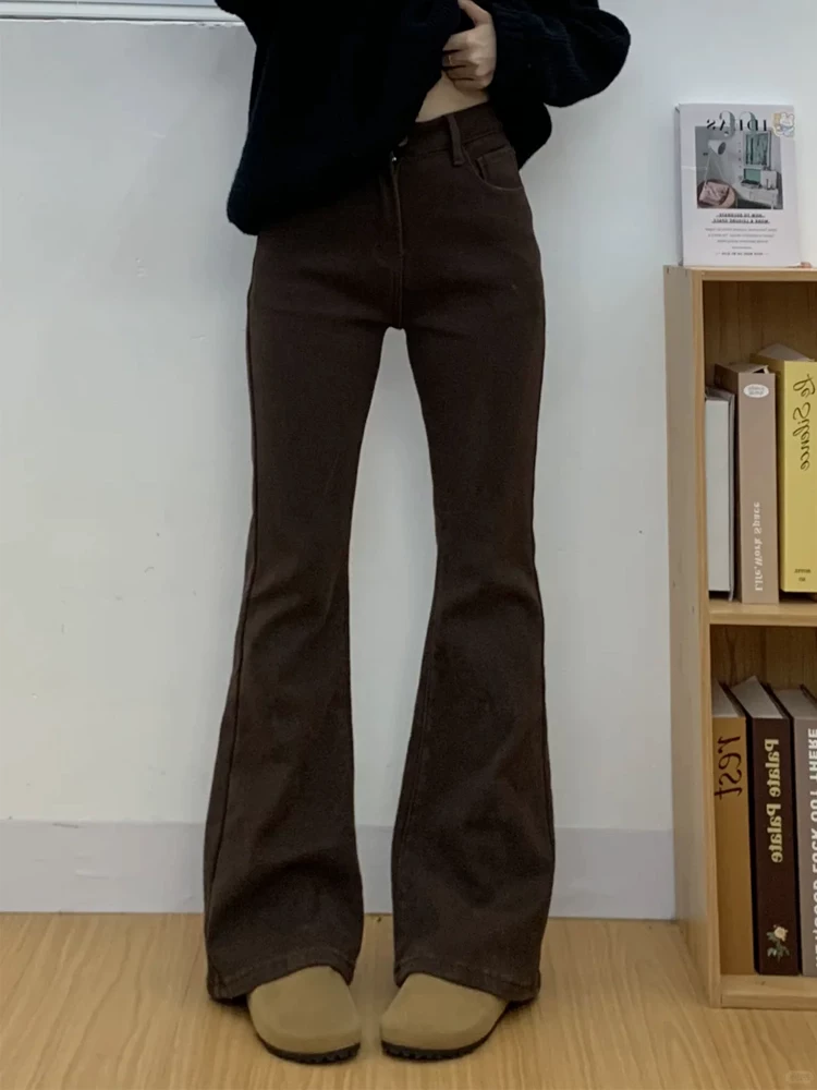 Quần jean ống loe thẳng dày dặn lót lông cừu màu nâu dành cho nữ, cỡ lớn mùa đông, cạp cao, co giãn, che hông, quần ống loe thon gọn