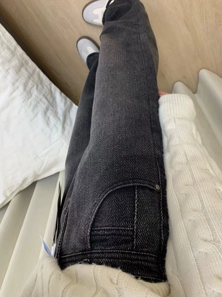 Quần jeans ống đứng màu đen và xám dành cho nữ, thu đông 2024, size lớn, cạp cao, rộng rãi, tôn dáng, dành cho người có dáng quả lê, quần ống rộng