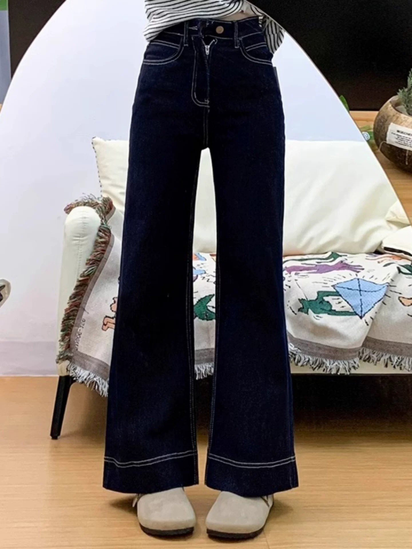 Quần jean xanh denim dáng loe nữ thu đông 2025, size lớn, cạp cao, co giãn, che hông, tôn dáng, kiểu chuông