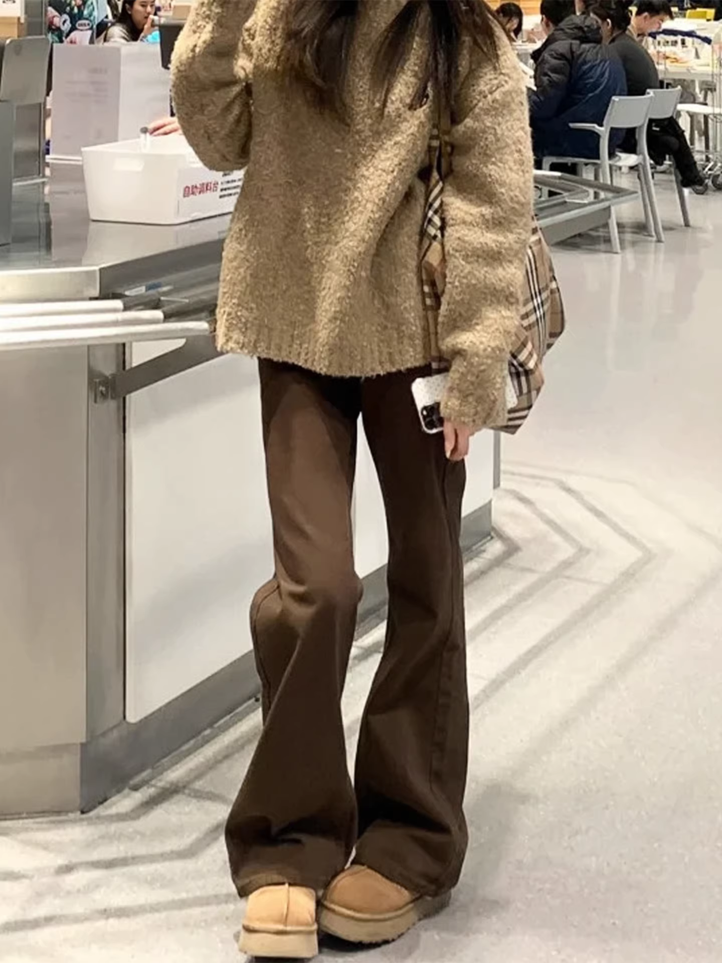 Quần jean ống loe dày màu cà phê lót lông cừu Melard dành cho nữ, mùa thu đông, cỡ lớn, lưng cao, co giãn, giảm béo, quần ống chuông.