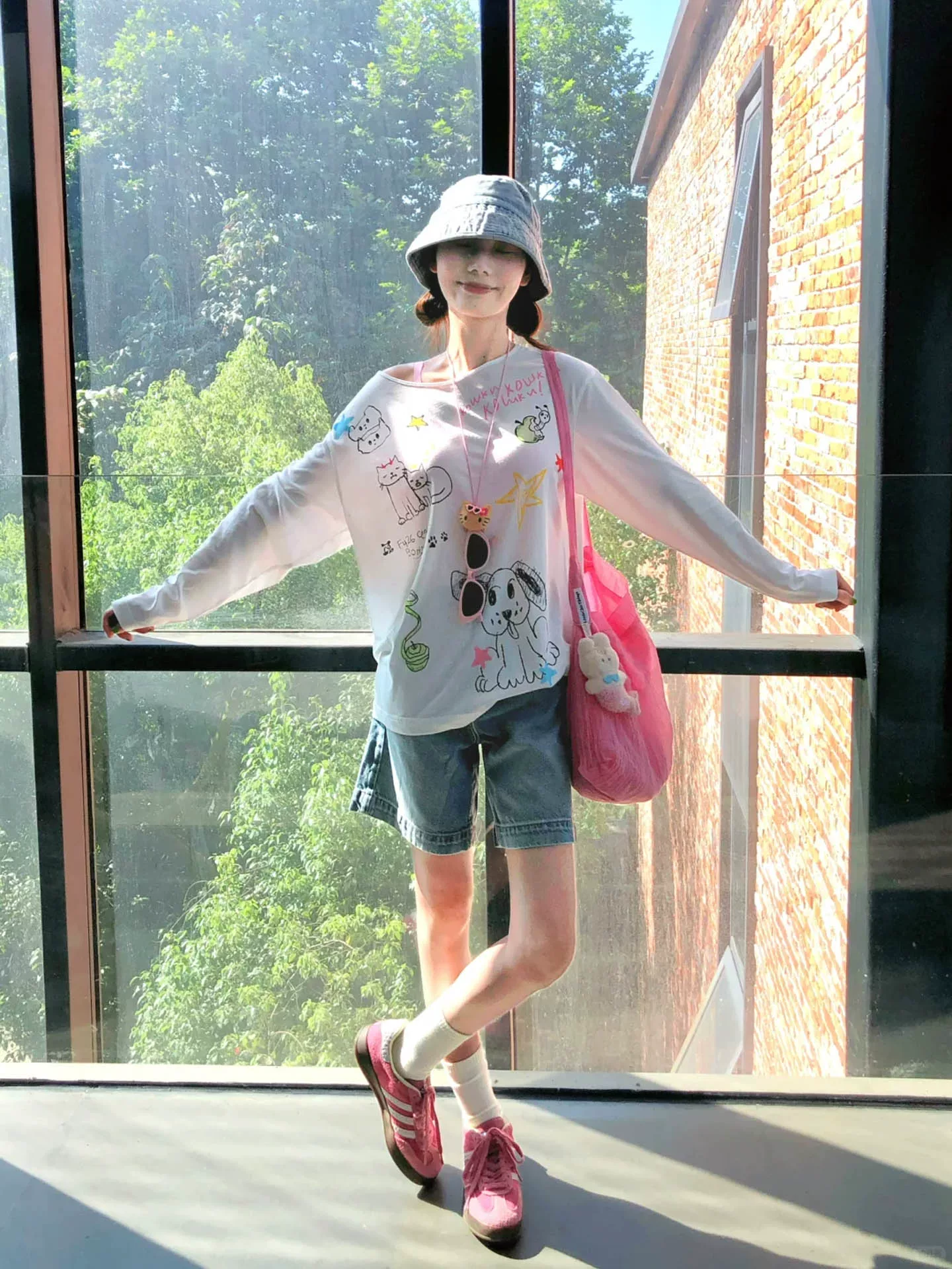 Quần short denim màu xanh cổ điển dành cho nữ, quần chữ A dáng quả lê mùa hè, cạp cao, dáng rộng, tôn dáng, quần ống rộng cỡ lớn.