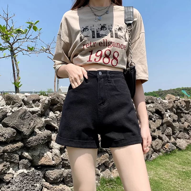 Quần short denim đen dành cho nữ, cỡ lớn mùa hè, cạp cao, quần short chữ A co giãn, che hông, giảm béo, viền quần cuộn, quần ống rộng.