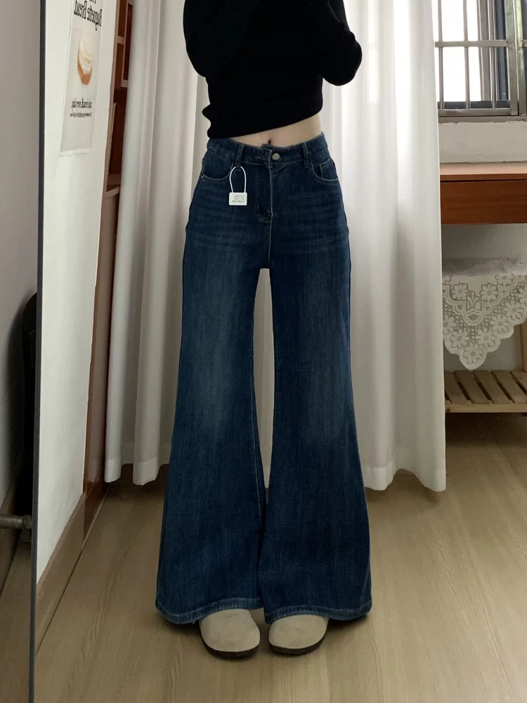 Quần jean ống loe lưng cao dành cho nữ, mùa thu đông, cỡ lớn, lót lông cừu, dày dặn, co giãn, che hông, giảm béo, không bó sát, quần ống chuông.