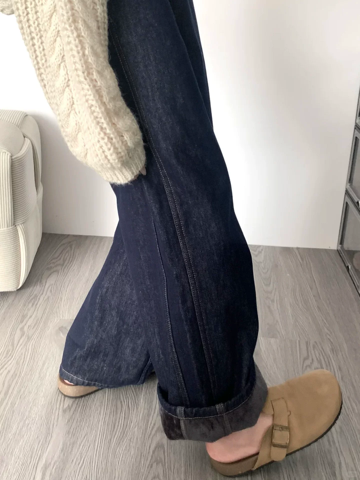 Quần jean ống rộng màu xanh đậm dành cho nữ, phong cách thu đông, lót lông cừu, cỡ lớn, lưng cao, dáng rộng, giảm béo, quần ống thẳng dày.