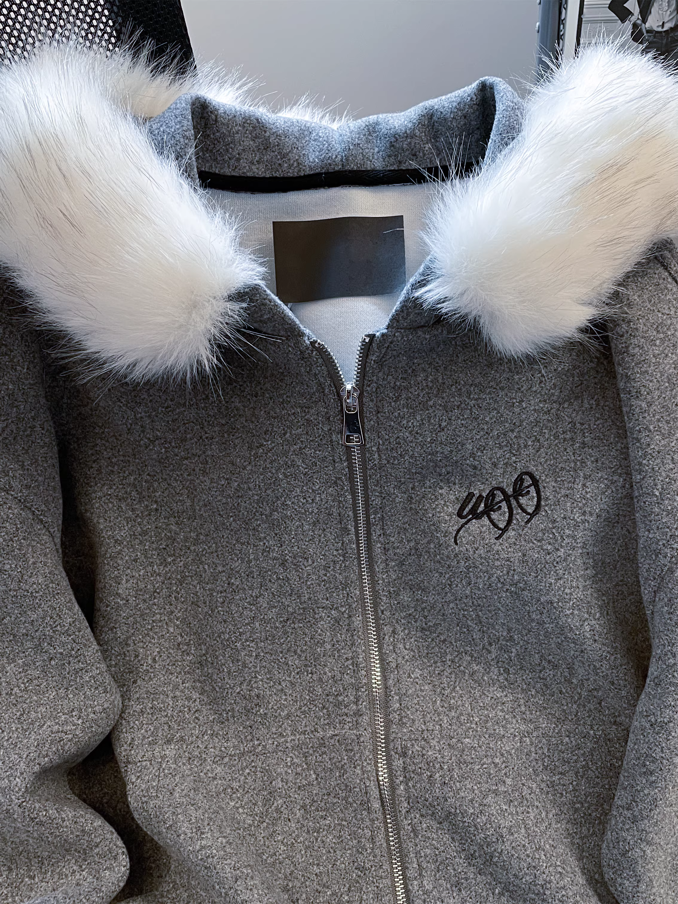 Áo khoác len cổ lông phong cách retro Hàn Quốc dành cho nữ, mùa thu đông dáng rộng sang trọng, lười biếng, ấm áp, áo cardigan lông cừu