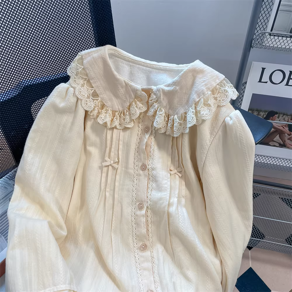 Áo sơ mi cổ búp bê viền ren kiểu cityboy Nhật Bản dành cho nữ, áo sơ mi dài tay mặc trong kiểu dáng nhỏ nhắn phong cách Hồng Kông mùa xuân