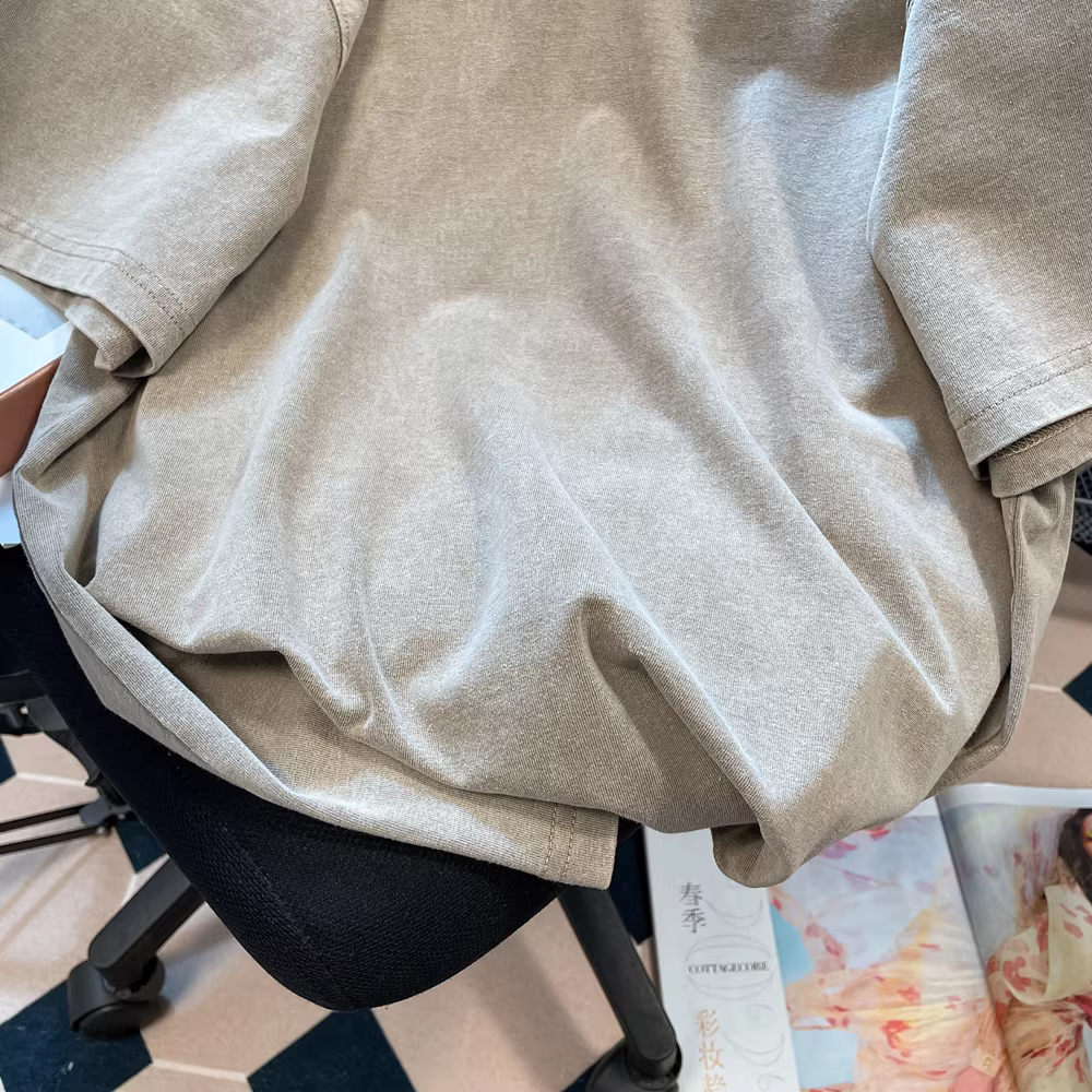 Áo thun nữ tay ngắn, kiểu dáng thời thượng, phong cách vintage, chất liệu washed, unisex, kiểu dáng mùa hè, thiết kế rách cá tính.