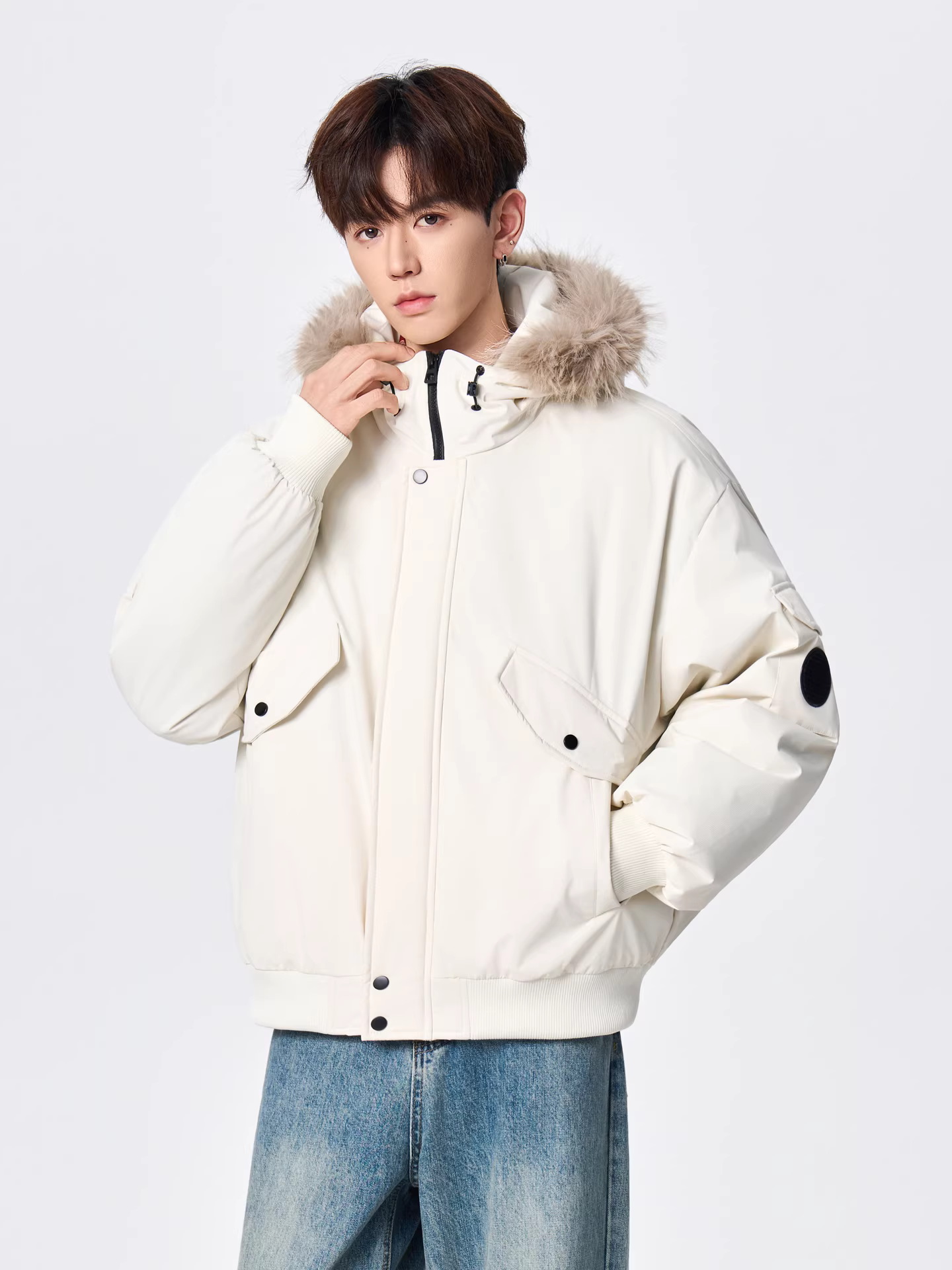 Wukong có sẵn áo khoác lông vũ có mũ trùm đầu kiểu Mỹ thời thượng dành cho nam, áo khoác giữ ấm đa năng chống lạnh mùa đông dành cho cặp đôi.