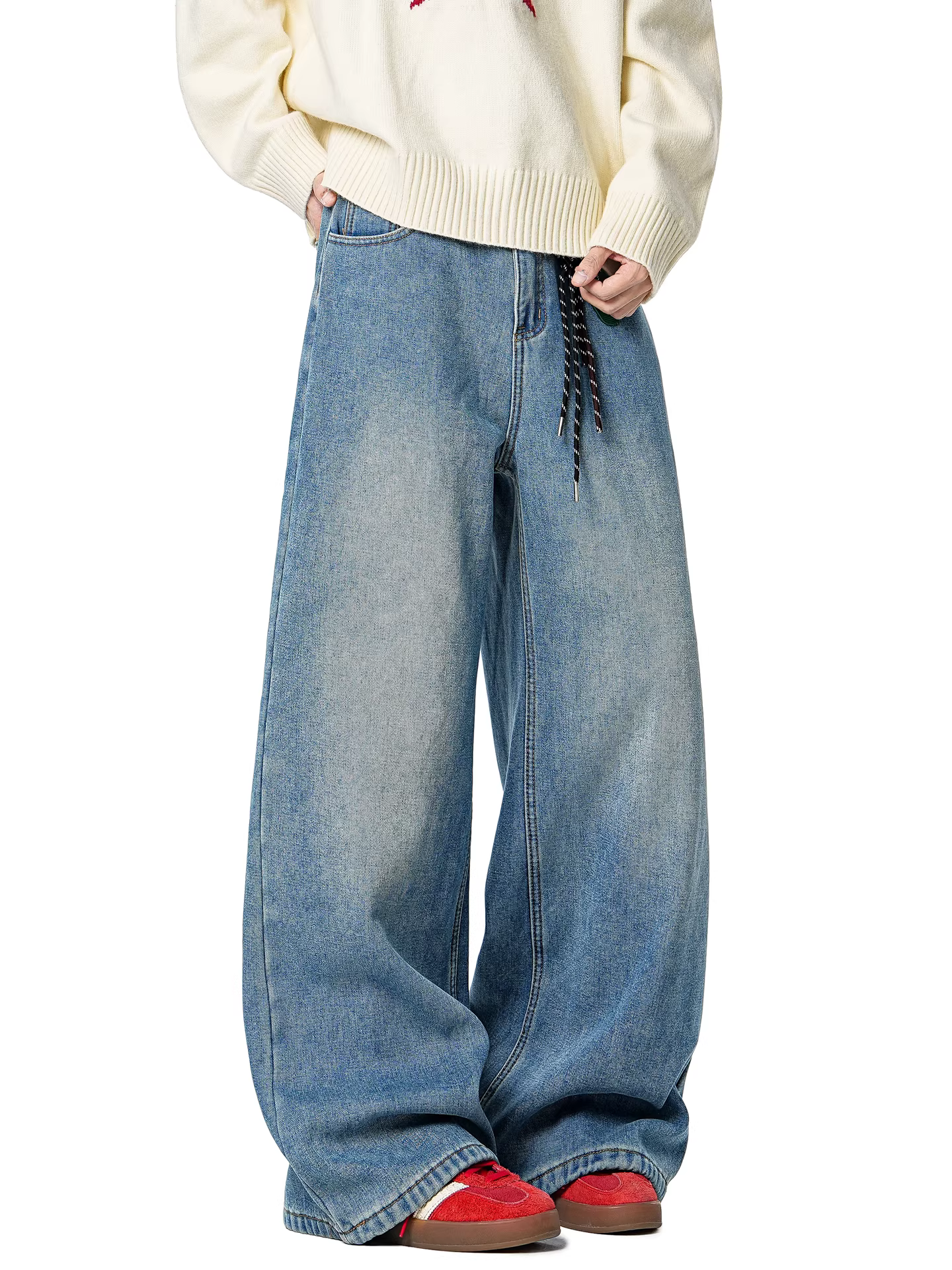 Ngộ Không có sẵn quần jean nam kiểu Mỹ thời thượng, chất liệu nỉ lót lông, đã qua xử lý làm mềm và tạo hiệu ứng cũ, dáng rộng, vừa vặn, dày dặn, đa năng.