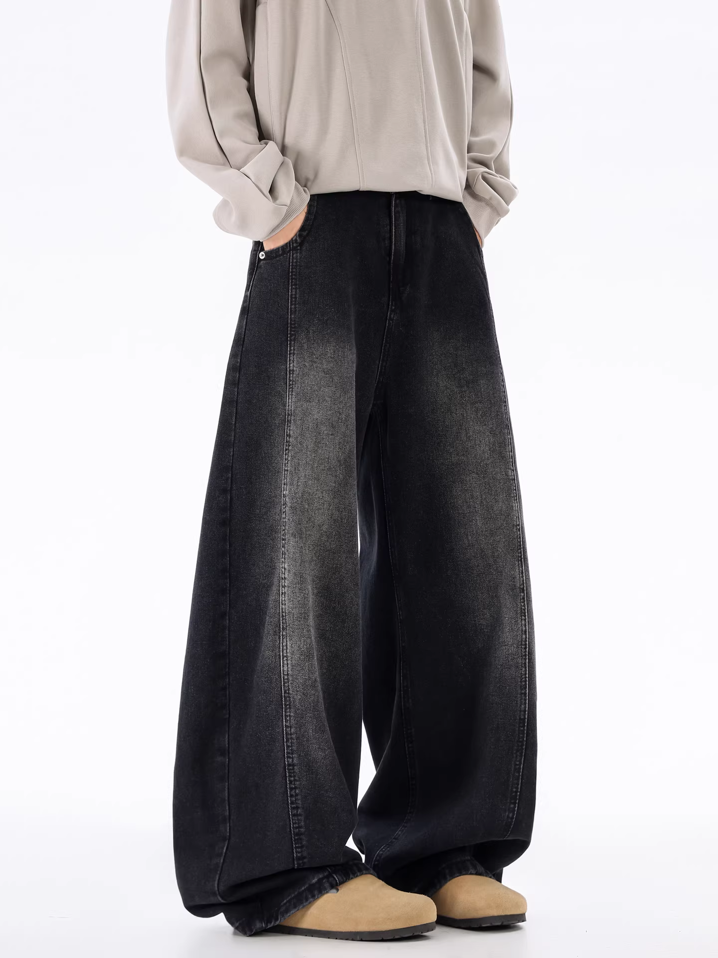 Ngộ Không có sẵn quần jeans nam kiểu Mỹ, thiết kế phá cách, phối vải, giặt mài, dáng rộng, thời trang, đa năng.