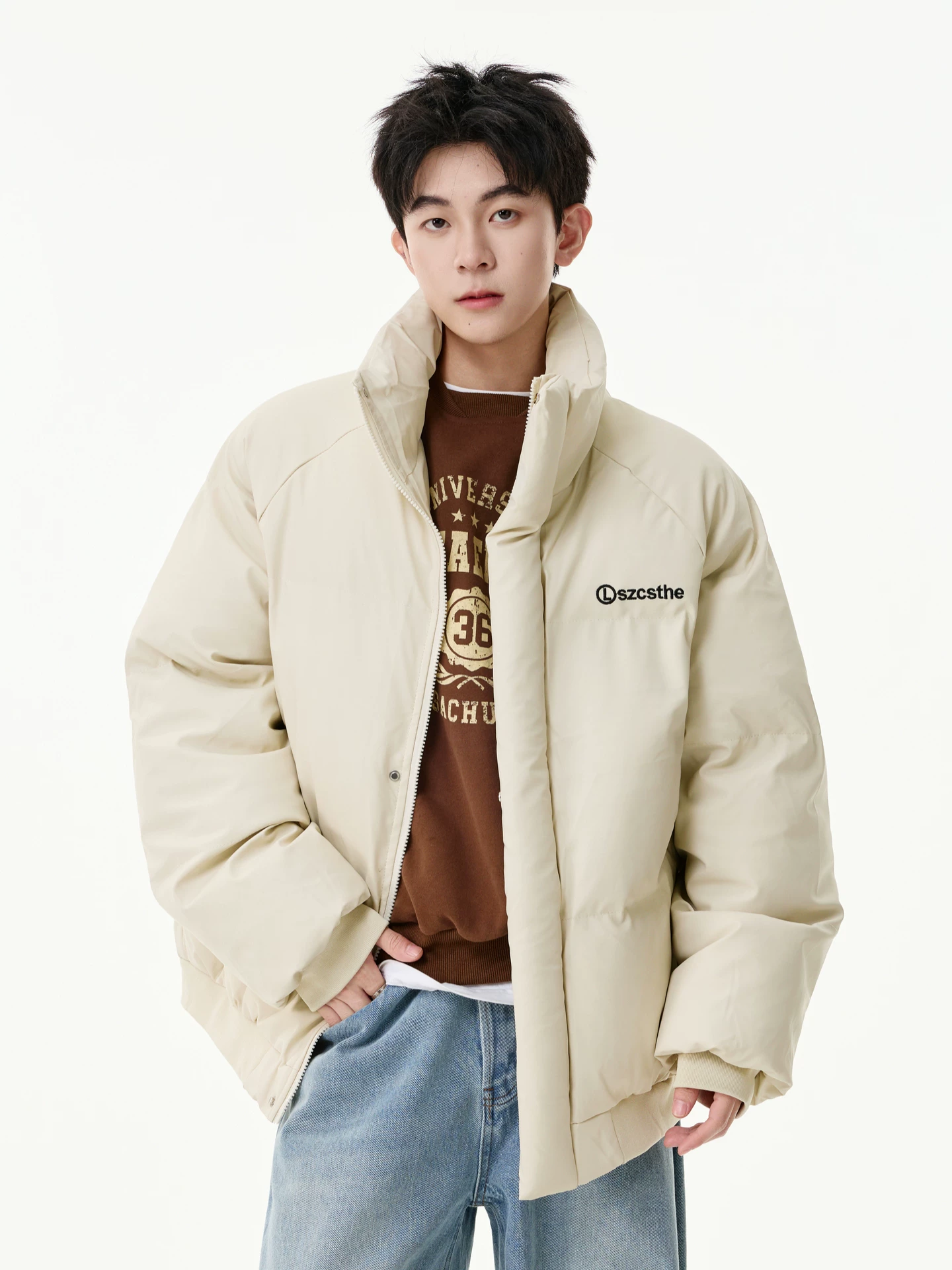 Wukong có sẵn áo khoác cotton cổ đứng dày dặn thêu đơn giản theo phong cách Mỹ thời thượng dành cho nam, áo khoác phao giữ ấm mùa đông dành cho cặp đôi.