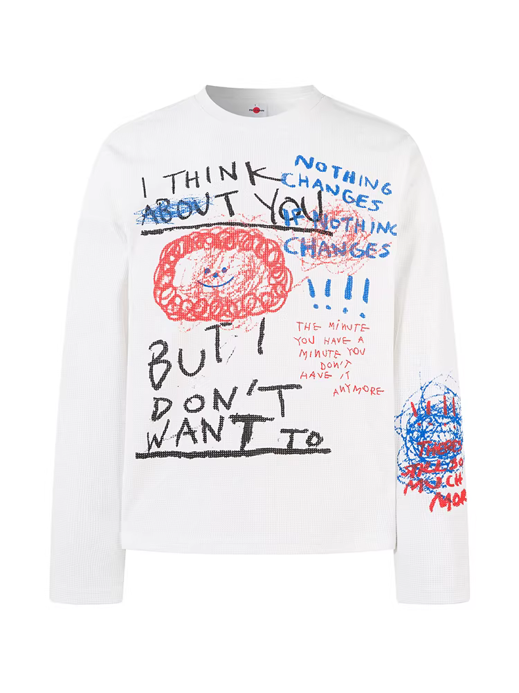 Wukong có sẵn áo phông dài tay cổ tròn in chữ graffiti theo phong cách Mỹ dành cho nam và nữ, áo sơ mi thường ngày rộng rãi và đa năng cho mùa thu.