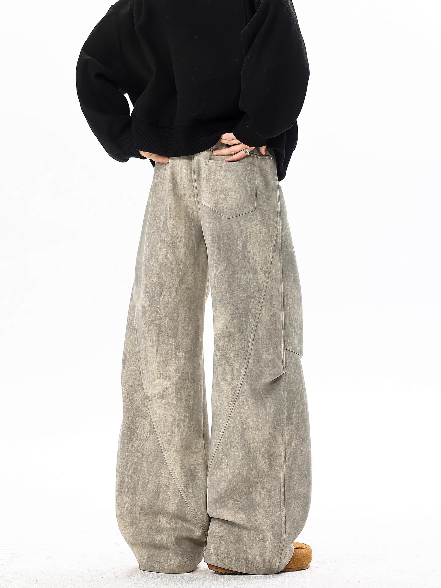 Wukong có sẵn quần thể thao nam kiểu Mỹ thời thượng, chất liệu nỉ lót lông, có dây rút, lưng thun, dáng rộng, đa năng, phong cách cổ điển.