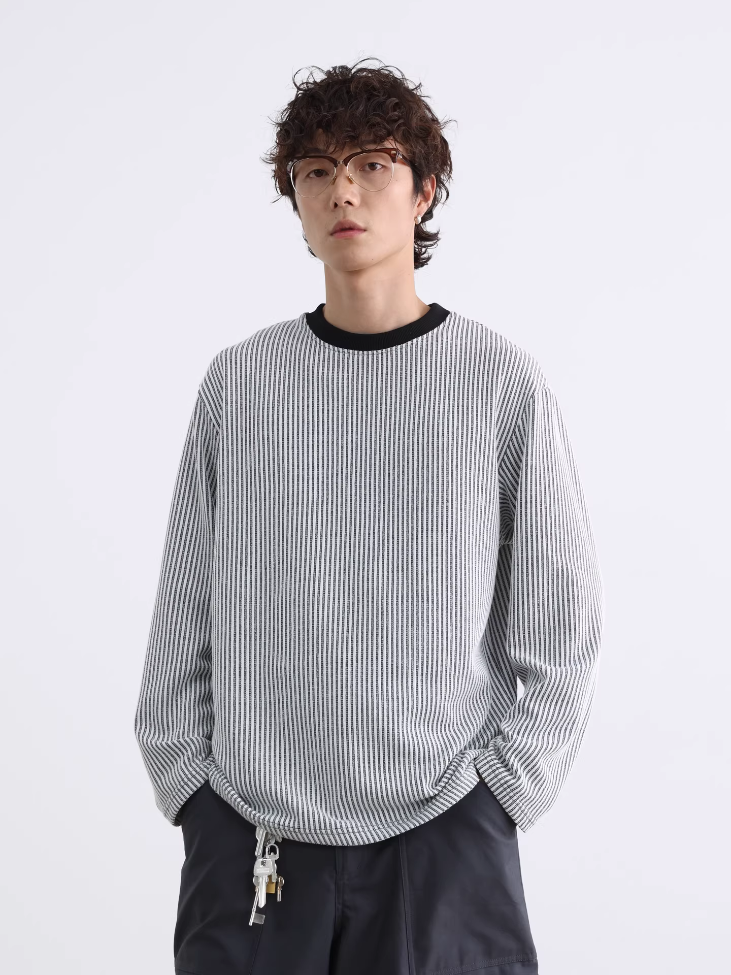 Wukong có sẵn áo thun dài tay nam kiểu cổ điển, sọc dập nổi, phong cách retro, đơn giản, rộng rãi, thoải mái, thích hợp cho mùa thu.