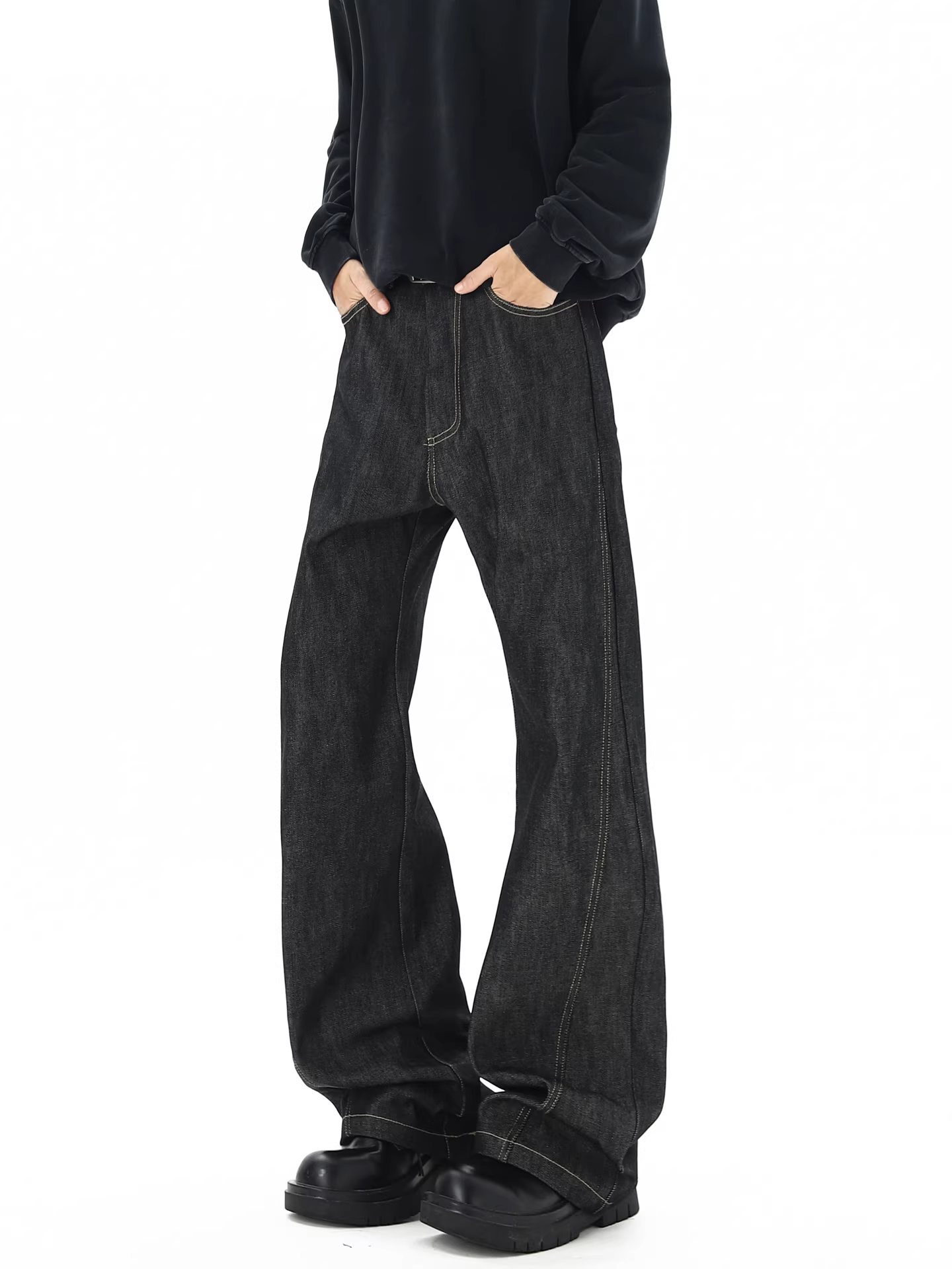 Ngộ Không có sẵn quần jean nam kiểu Mỹ, phong cách đã qua xử lý, dáng loe, kiểu dáng cổ điển, ôm dáng, đa năng, dài chấm đất.