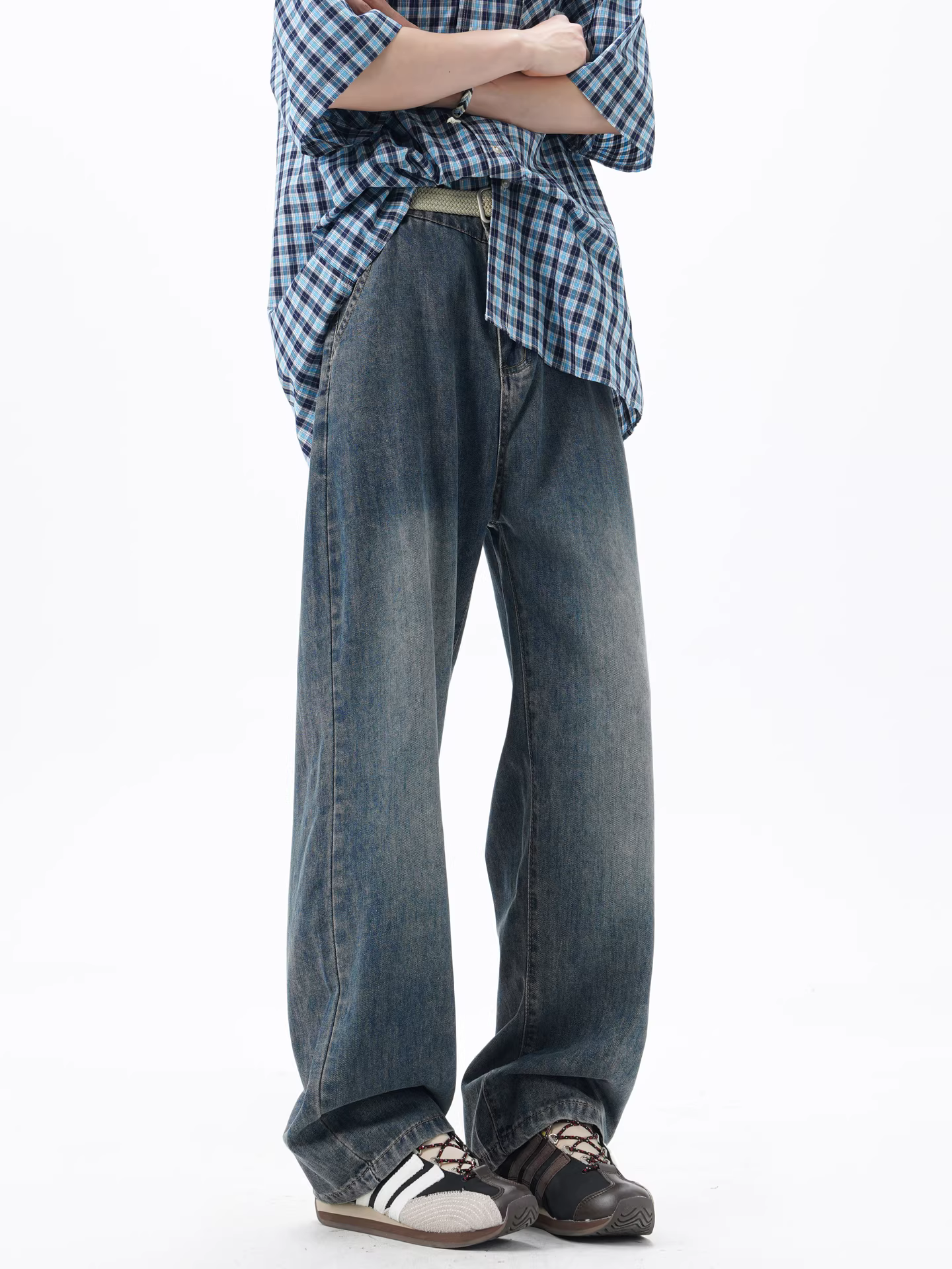 Wukong có sẵn quần jean nam kiểu Mỹ cổ điển, đã qua xử lý làm cũ, dáng thẳng, phong cách đường phố, rộng rãi, đa năng, quần dài thường ngày.