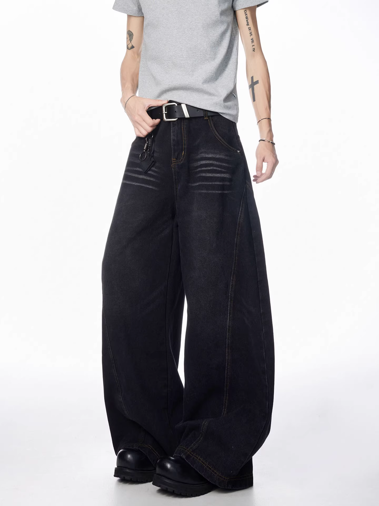 Ngộ Không có sẵn quần jeans kiểu Mỹ xước, rách, dáng lửng thời trang dành cho nam, rộng rãi, hợp thời, đa năng, quần ống rộng mặc thường ngày.