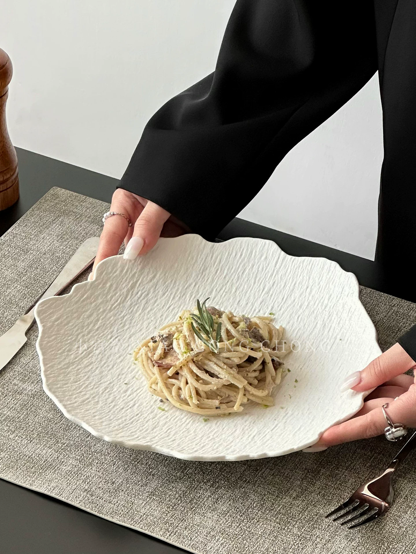 Đĩa steak hoa văn đá không đều cao cấp, đĩa gốm sứ kiểu Tây dùng trong gia đình, đĩa mì ống, đĩa sâu lòng, đĩa sáng tạo, đĩa salad