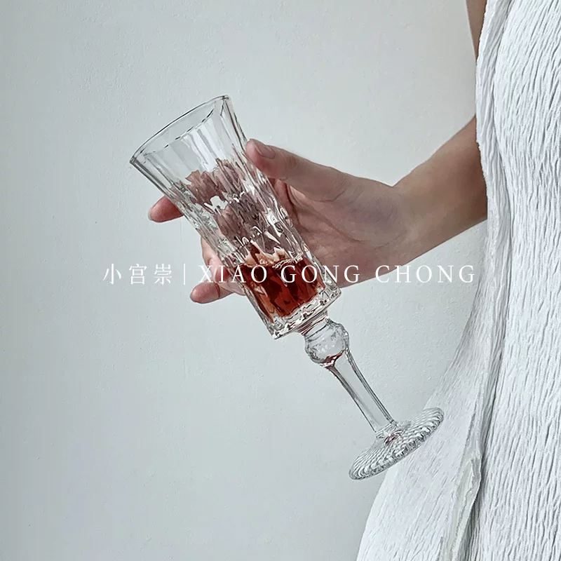 Ly rượu kiểu cổ điển, ly thủy tinh cao cấp, ly sâm panh, ly rượu vang đỏ, ly kiểu Pháp.