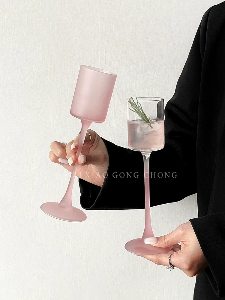 Ly thủy tinh thẳng màu hồng nhạt kiểu Pháp, ly rượu sâm banh cao cấp, ly rượu tráng miệng, ly cocktail sáng tạo.