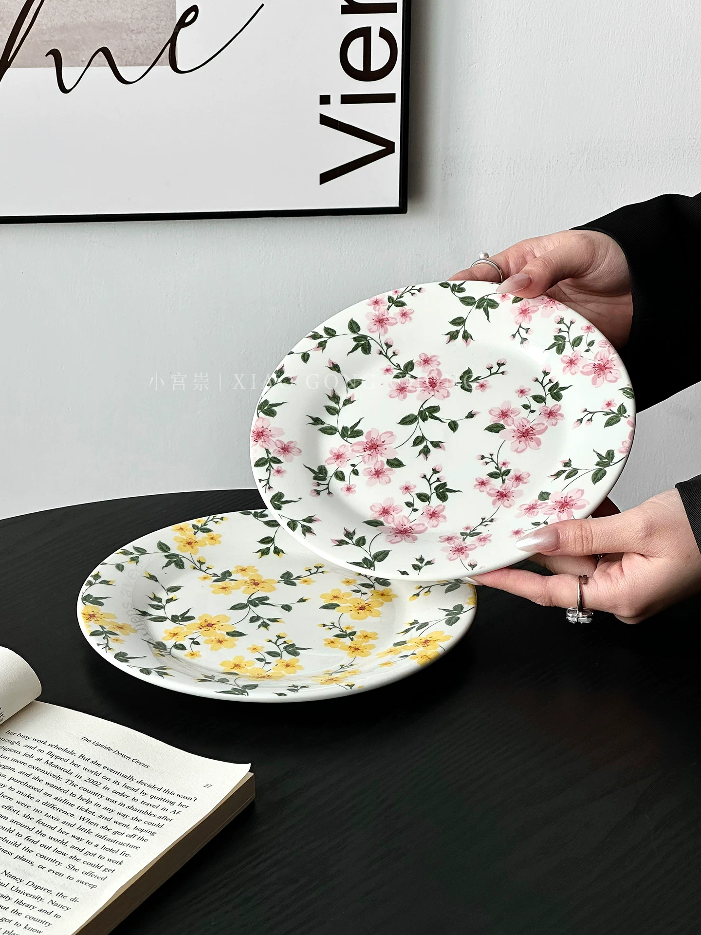 Đĩa sứ cao cấp với họa tiết hoa tinh tế dùng cho trà chiều, đĩa tráng miệng, đĩa ăn nhẹ, đĩa bánh và trái cây gia dụng, đĩa ăn tối.