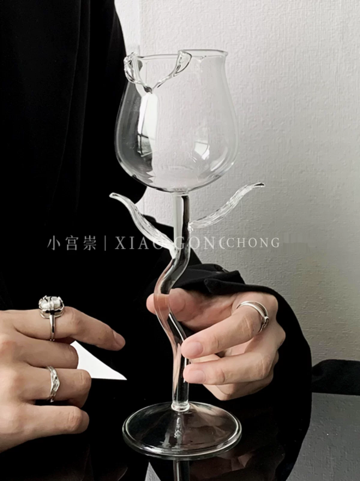 Ly thủy tinh hình hoa hồng phong cách Ins, ly cocktail tạo không khí sáng tạo, ly rượu vang đỏ cao cấp hợp thời trang