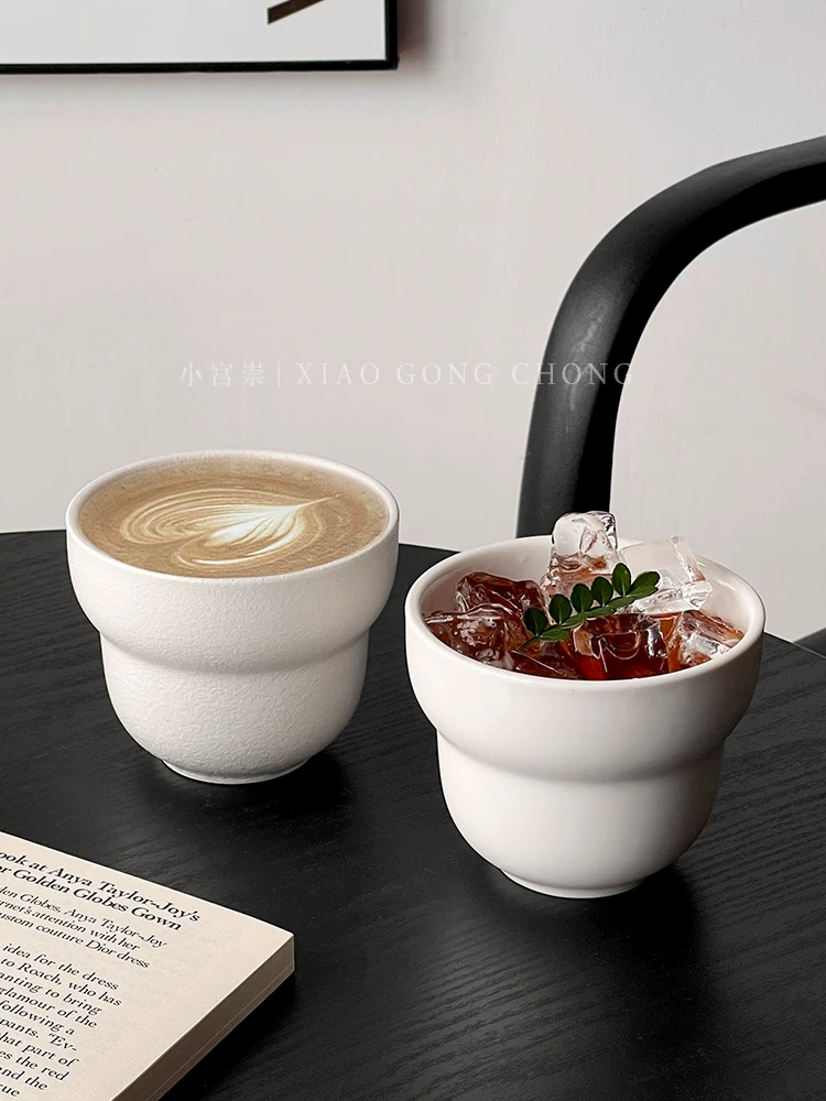 Cốc cà phê cầm tay màu trắng tinh tế, cốc sứ, cốc nước gia dụng, cốc latte, cốc nghệ thuật latte, cốc sữa ăn sáng