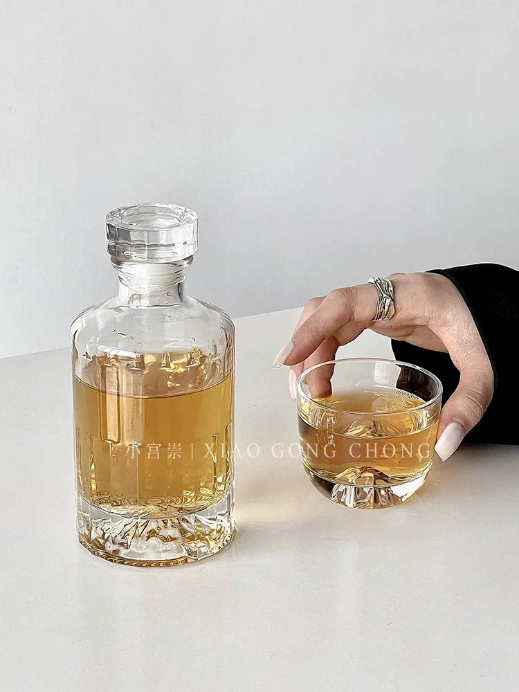 Bộ ấm chén phong cách Trung Hoa mới lạ, ly pha trà lạnh, ly cà phê, ly rượu nhỏ, bộ chai rượu, chai rượu trái cây, bình trà.