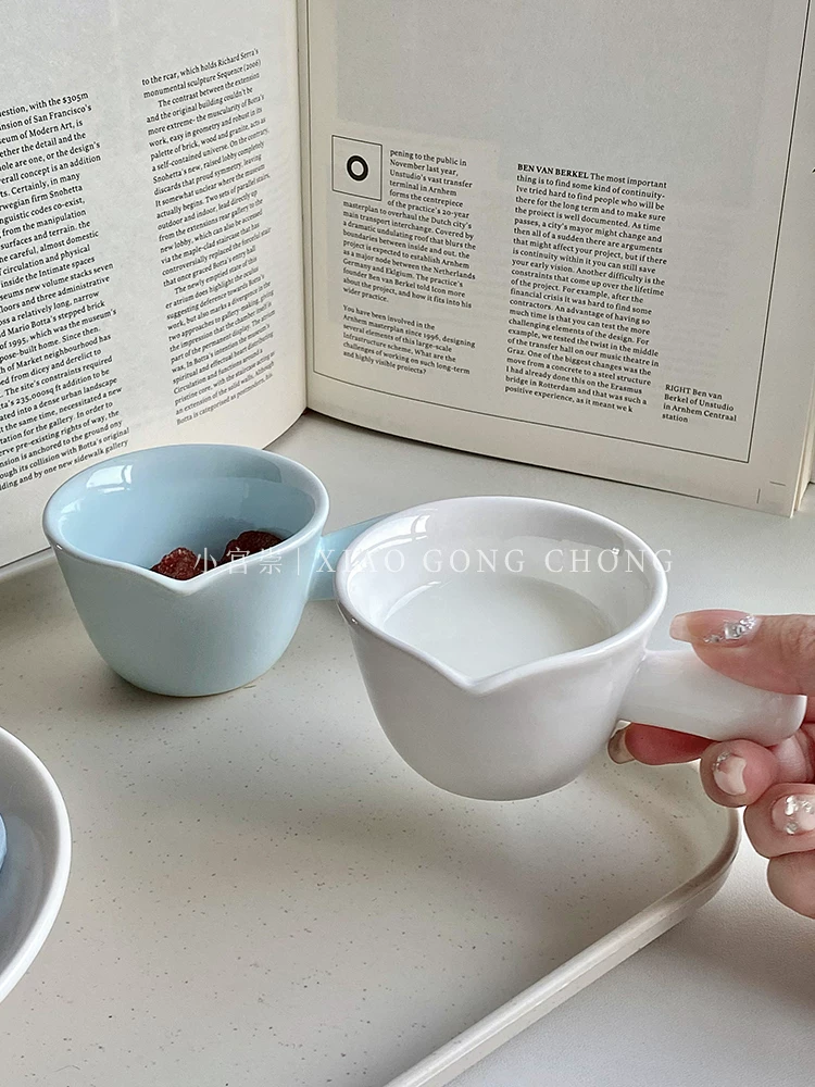 Ly sữa nhỏ bằng gốm sứ nhiều màu kiểu Hàn Quốc có tay cầm, bát đựng nước chấm gia dụng nhỏ, bát đựng gia vị, bát đựng nước chấm, cốc đựng kem.