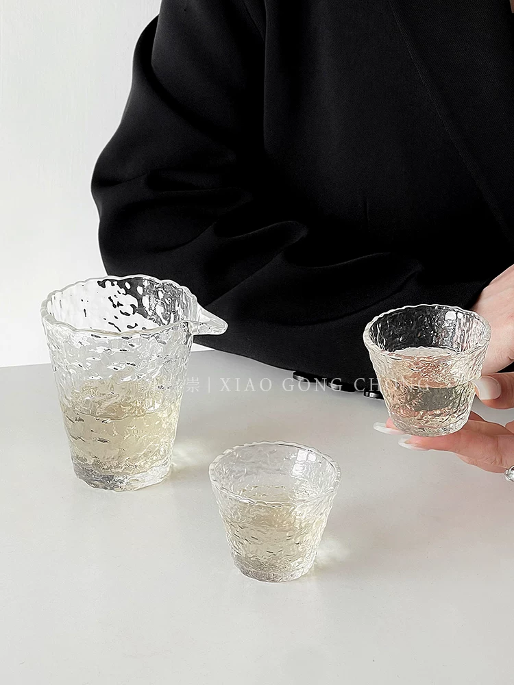 Bộ ấm chén pha trà kiểu Nhật dùng trong gia đình, bao gồm cốc chia sẻ, bộ ấm trà kungfu, cốc nếm trà, bát có nắp, cốc rượu sake và cốc trà.