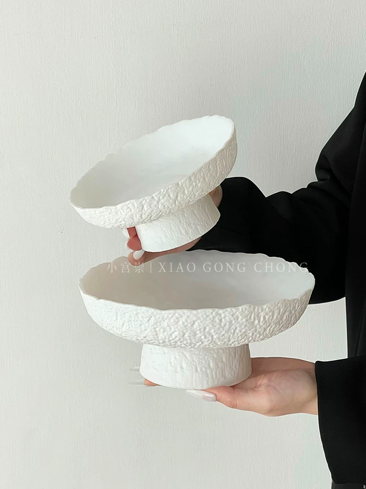 Đĩa trái cây cao màu trắng mờ thiết kế độc đáo, mang lại cảm giác cao cấp, thích hợp sử dụng tại nhà, đĩa đựng hoa quả khô sang trọng nhẹ nhàng, đĩa trưng bày nhiều tầng, đĩa đựng đồ ăn nhẹ.