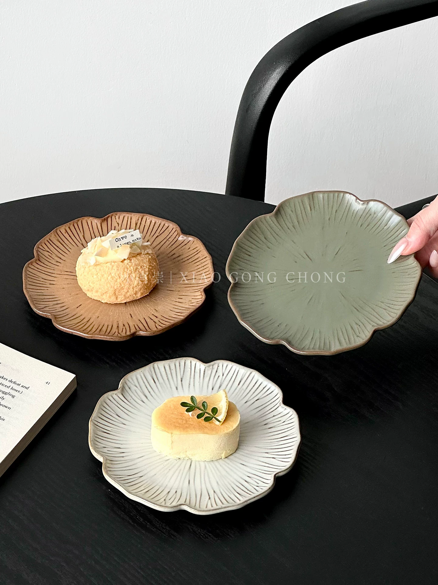 Đĩa tráng miệng hoa văn cổ điển, đĩa sứ cao cấp, đĩa bánh trà chiều tinh tế, đĩa ăn nhẹ, đĩa trái cây